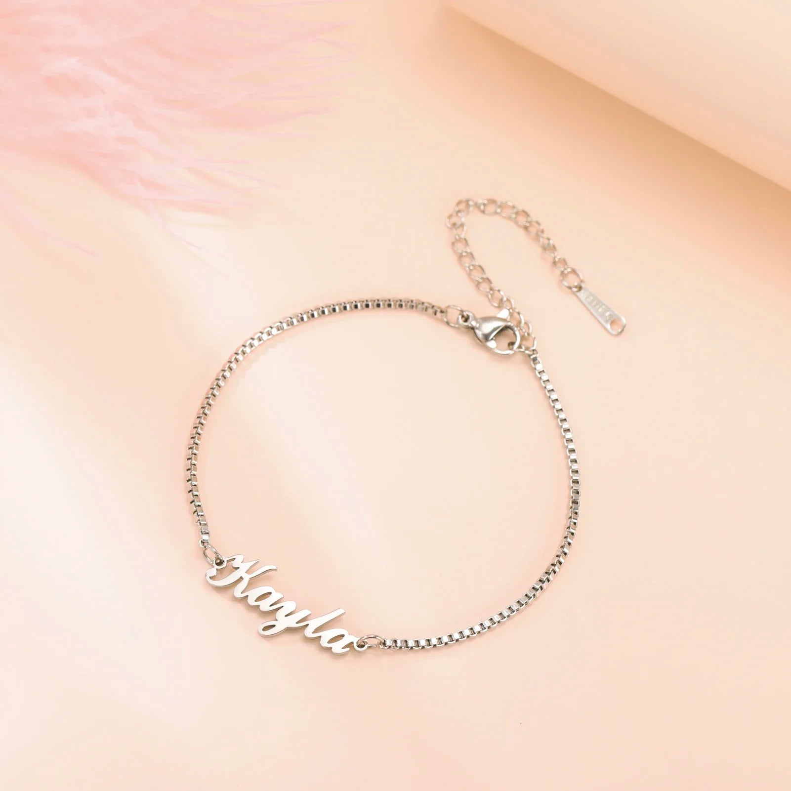 Bracelet Personnalisé Femme & Fille – Chaîne Box en Acier Inoxydable avec Lettre Prénom Personnalisée, Cadeau Bijou Unique