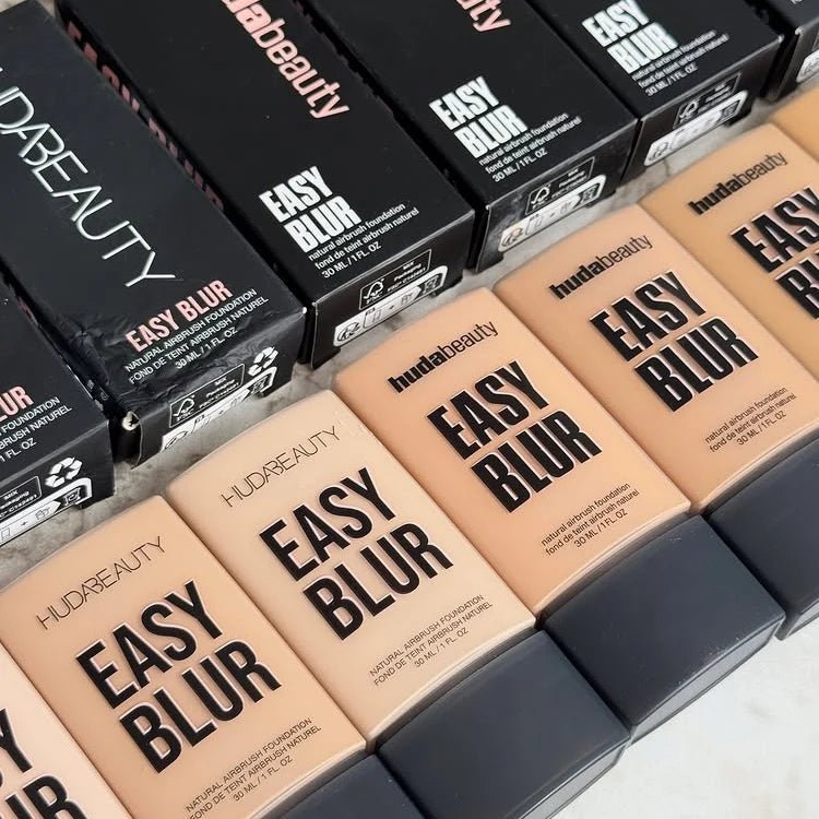 Huda Beauty Easy Blur